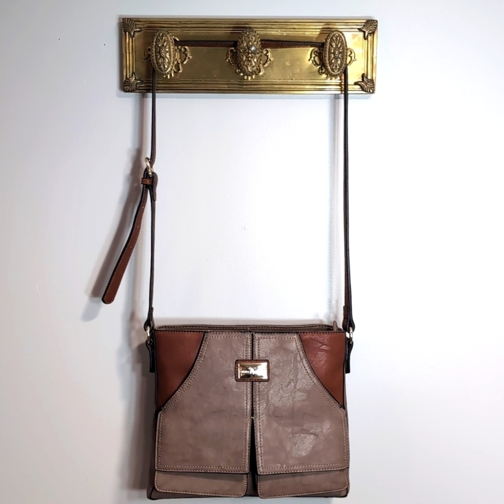 Simply Noelle 2 Tone Brown Faux Exterior Medium Crossbody Bag.